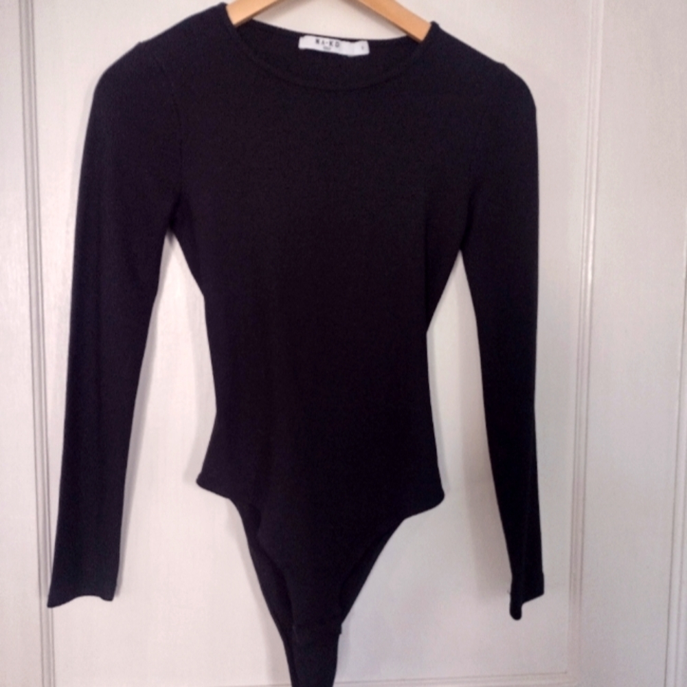 NA-KD Open Back Bodysuit - Picture 3 of 14